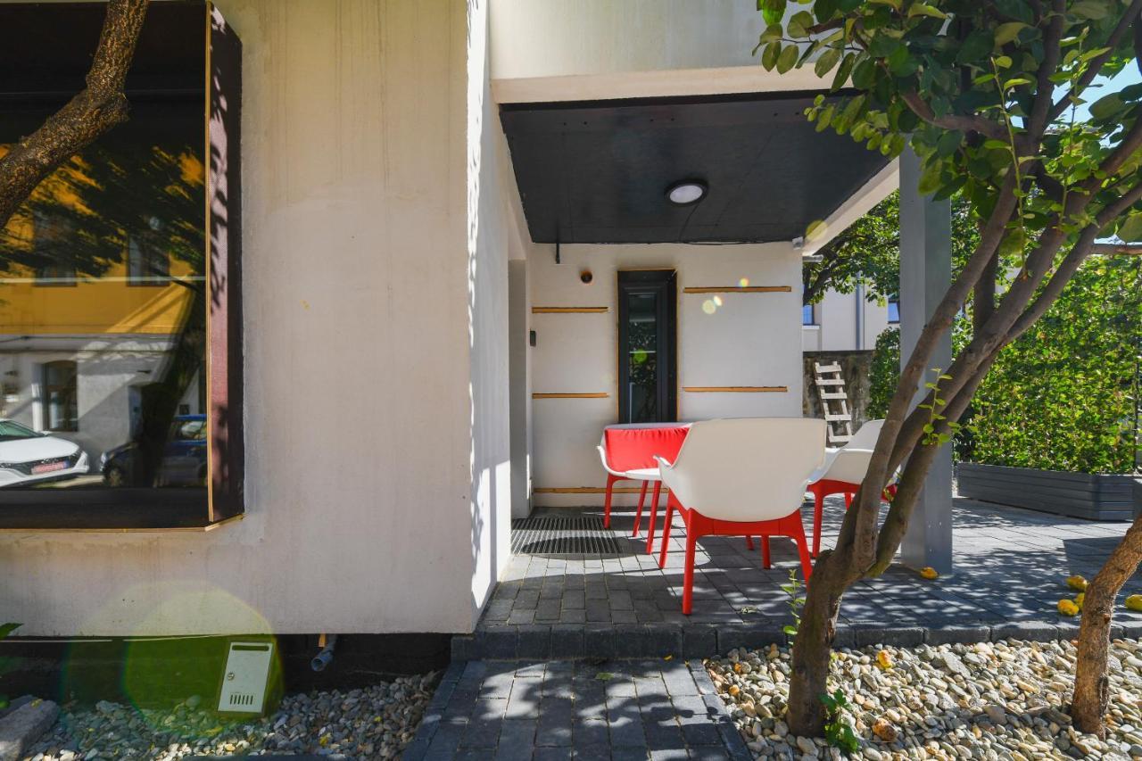 קלוז'-נאפוקה Designer Apartment In The City Center מראה חיצוני תמונה